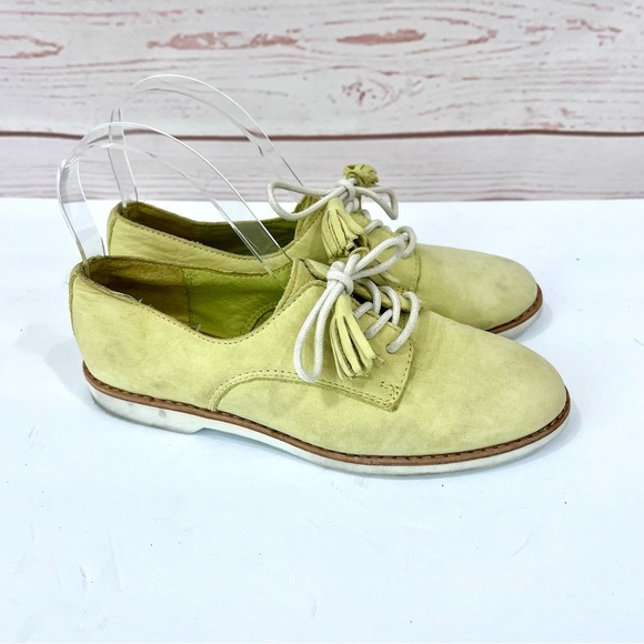 Coach Zinnia Lime Green Chartreuse Leather Suede Tassel Oxfords Flats Loafers - Picture 1 of 10